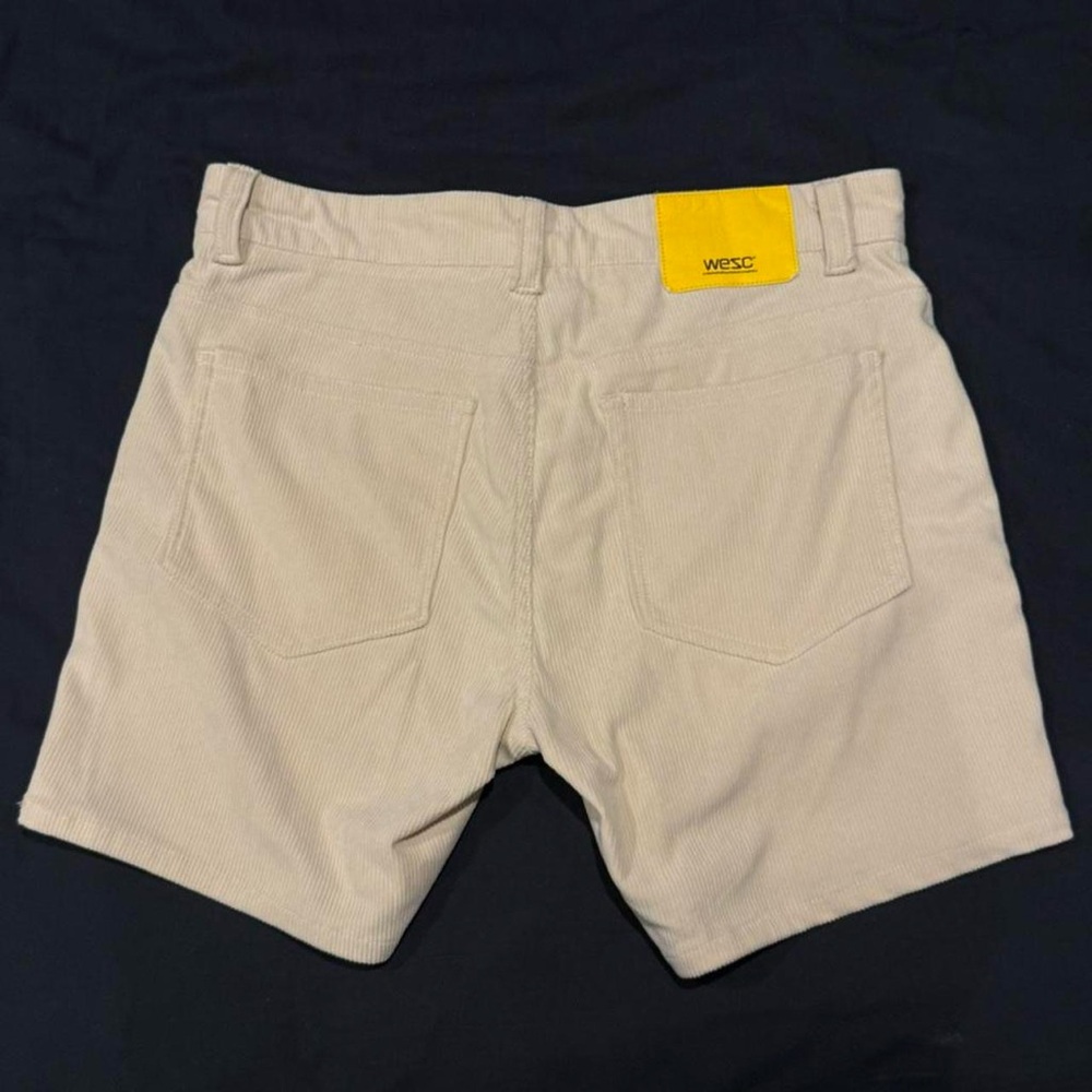 Wesc Cream corduroy shorts Size 30 (30W)